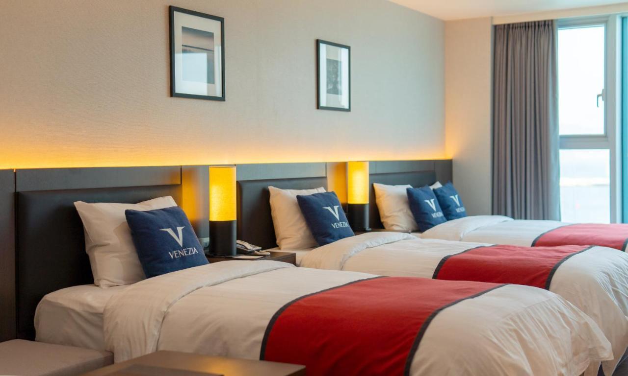 Venezia Hotel And Resort Йосу Екстериор снимка