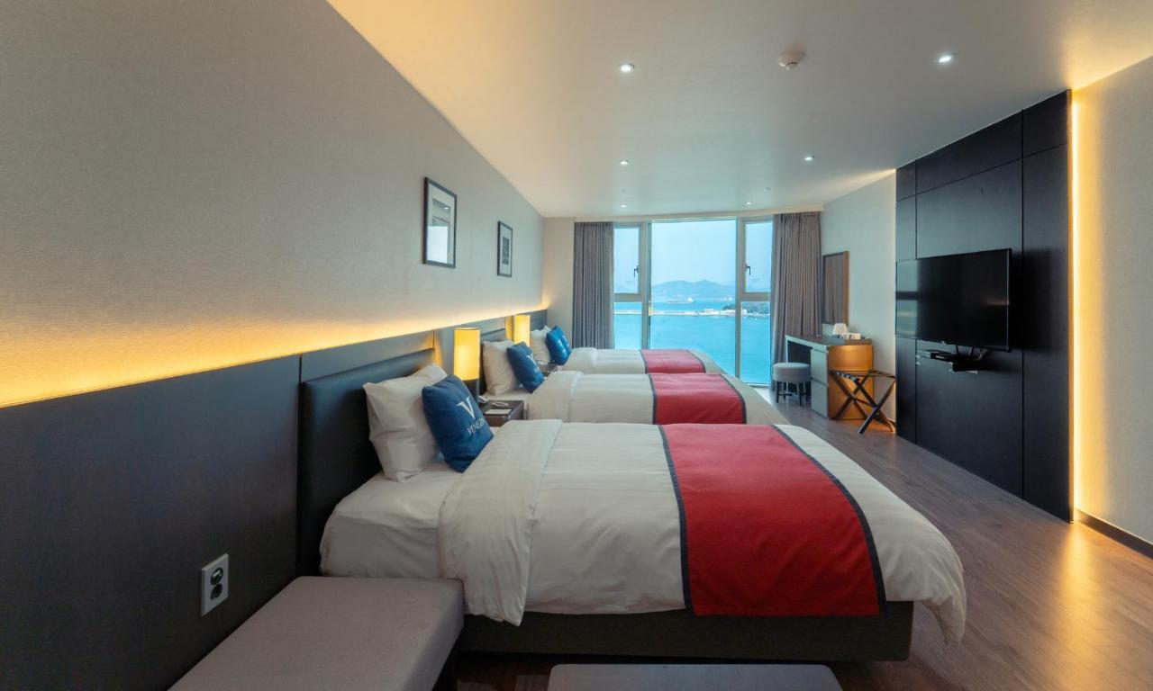 Venezia Hotel And Resort Йосу Екстериор снимка