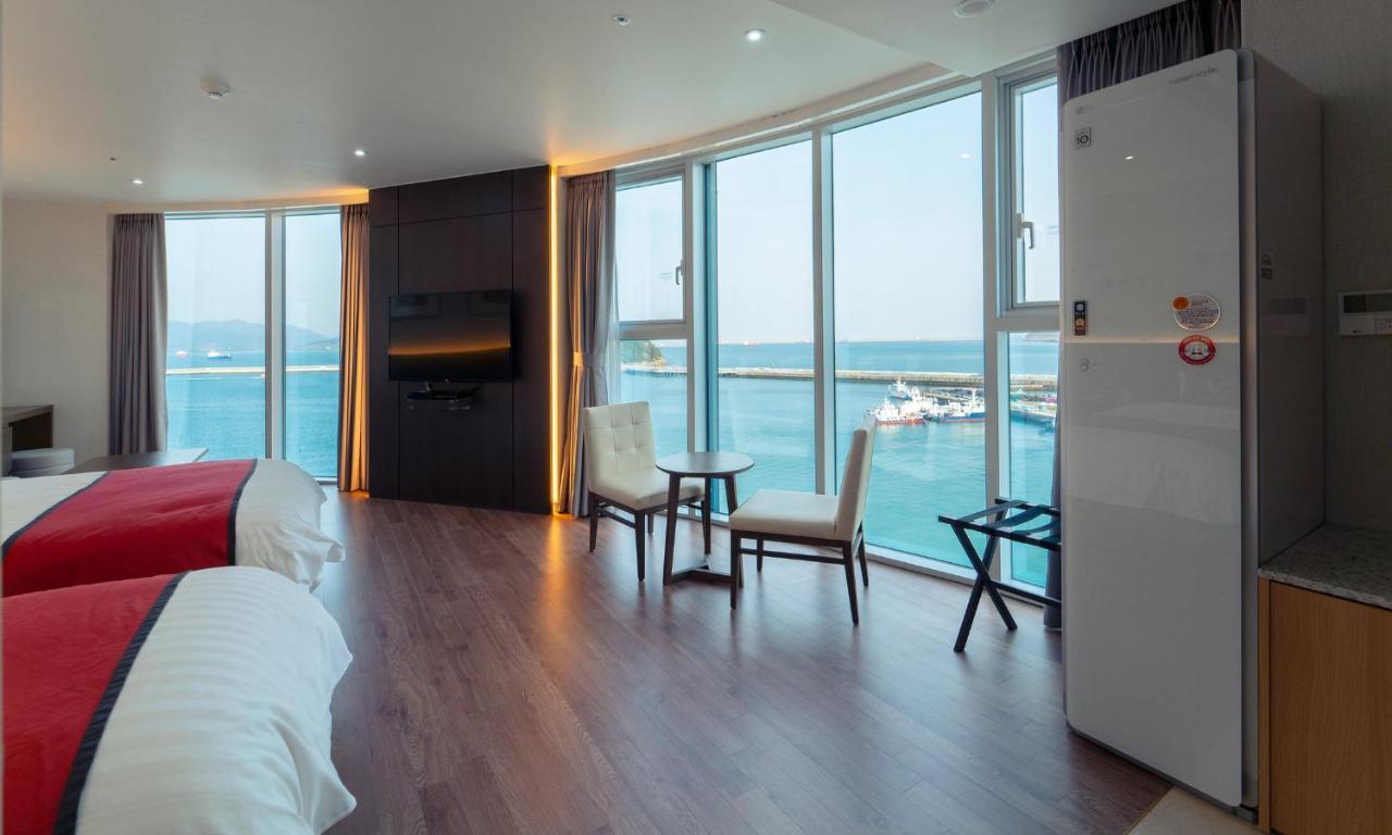 Venezia Hotel And Resort Йосу Екстериор снимка