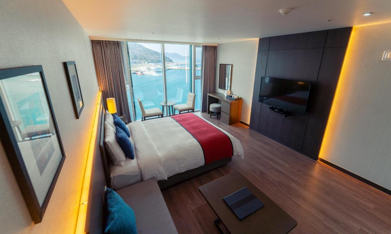 Venezia Hotel And Resort Йосу Екстериор снимка